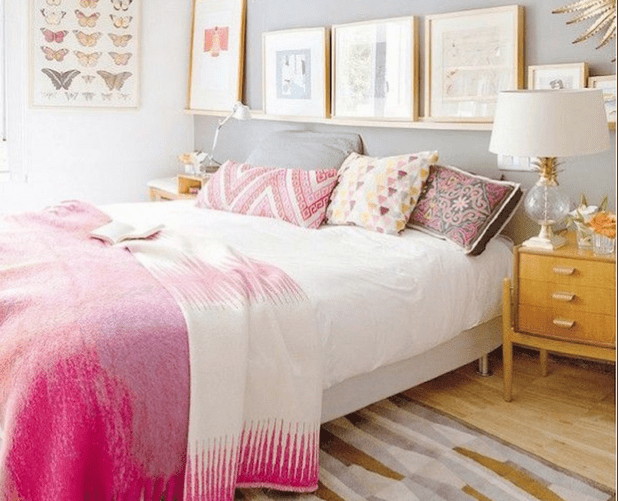 Subtle brushstrokes of color for your bed